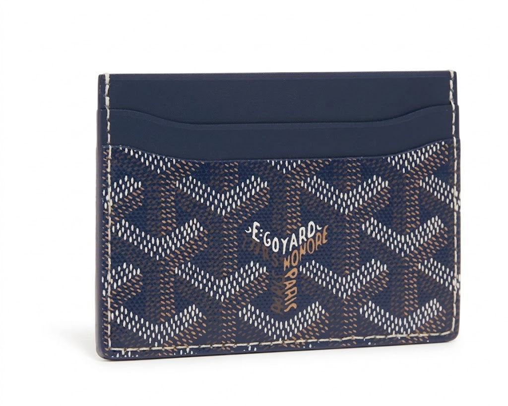 White textured card holder with silver accents - Coveo